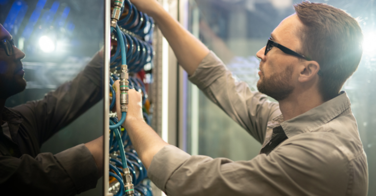 What is a Meet-Me-Room? A Space for Interconnection | Cologix
